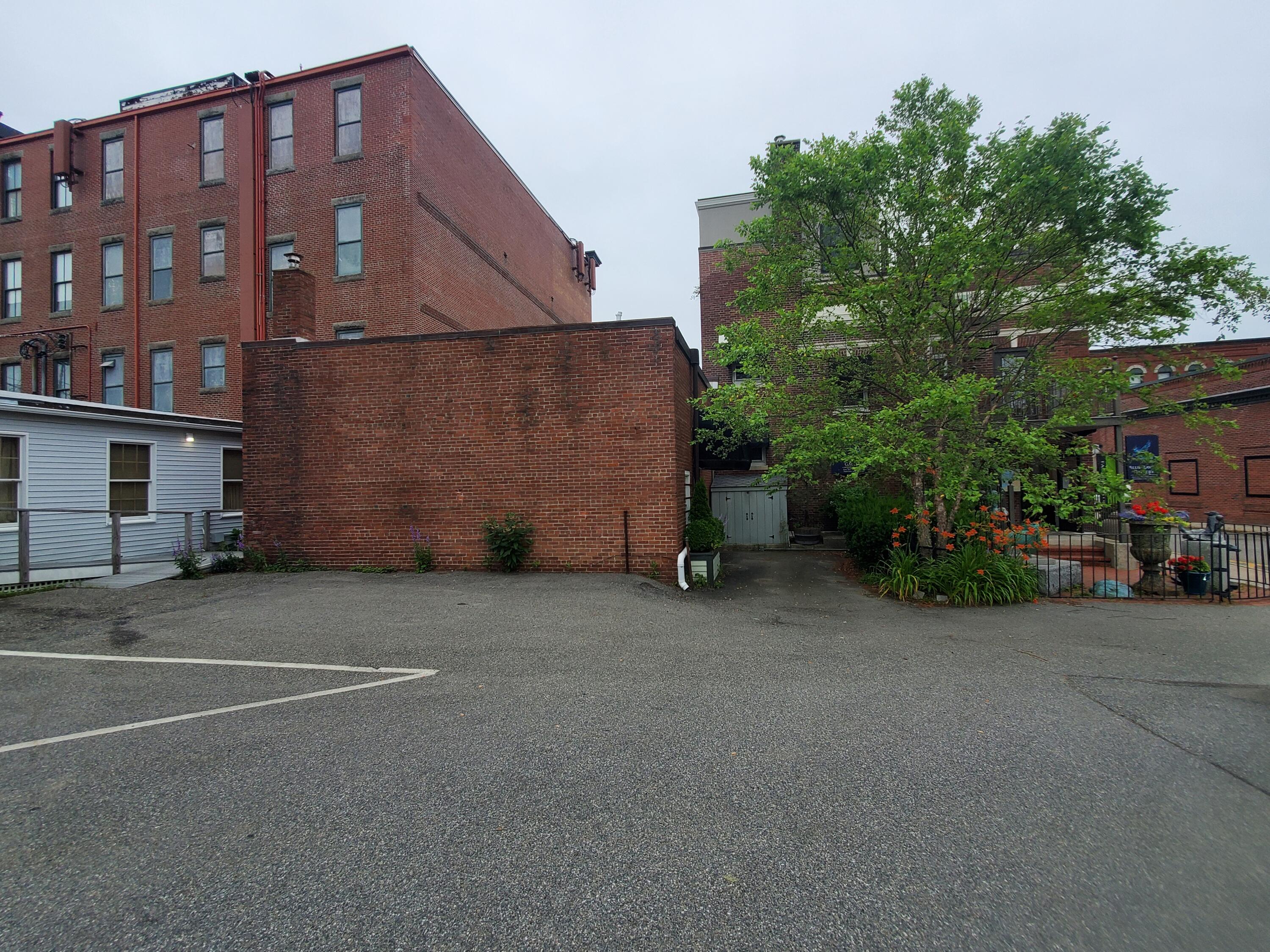 376 Main Street