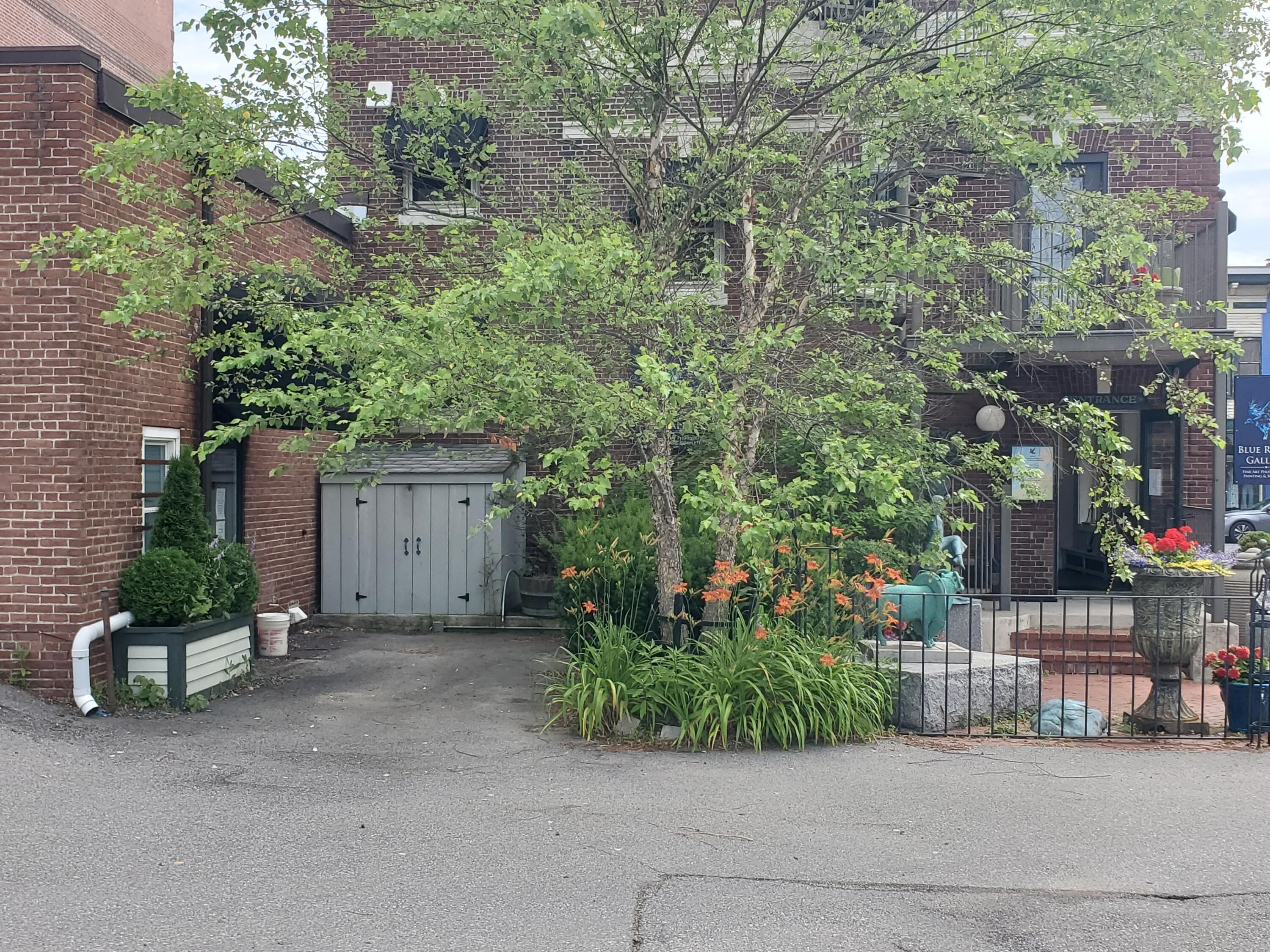 376 Main Street