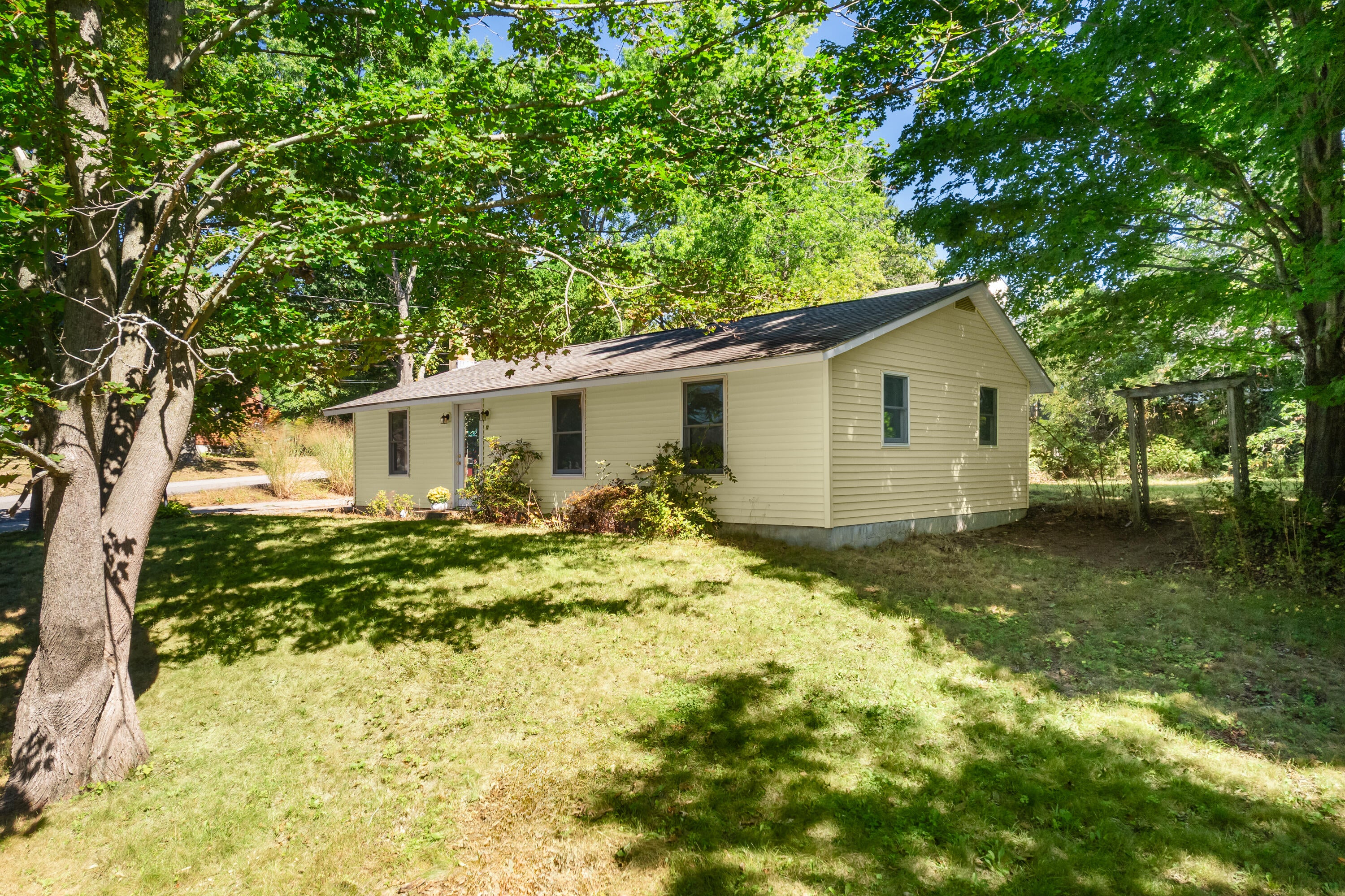 12 Wadleigh Lane