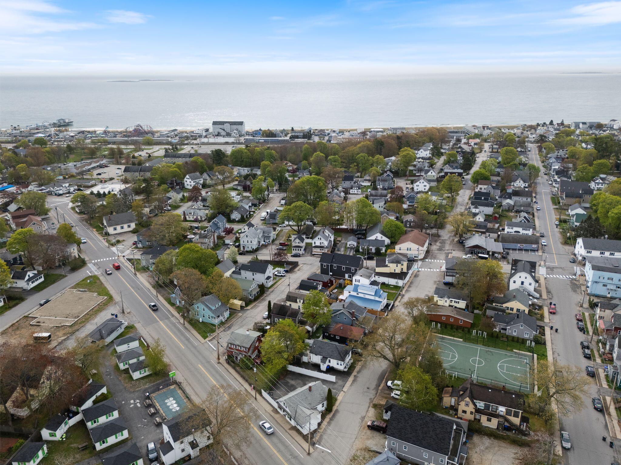 77 Saco Avenue