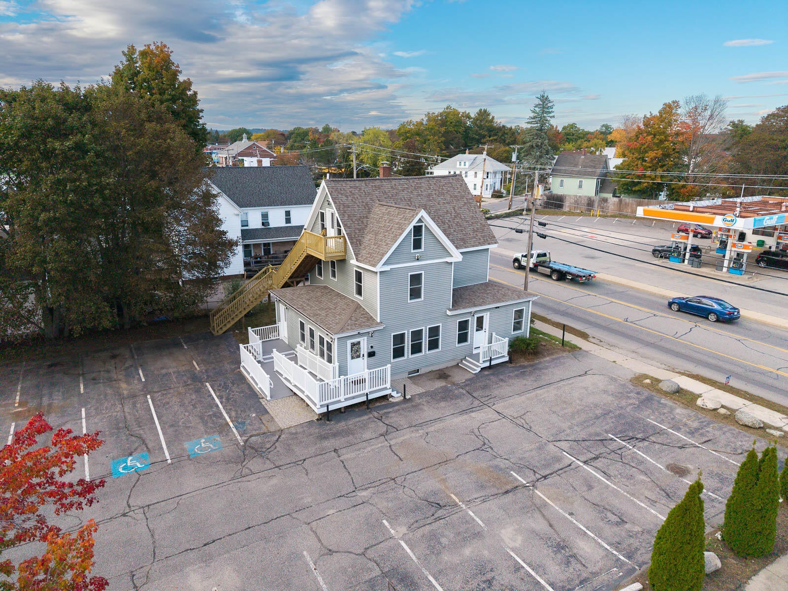 997 Main Street