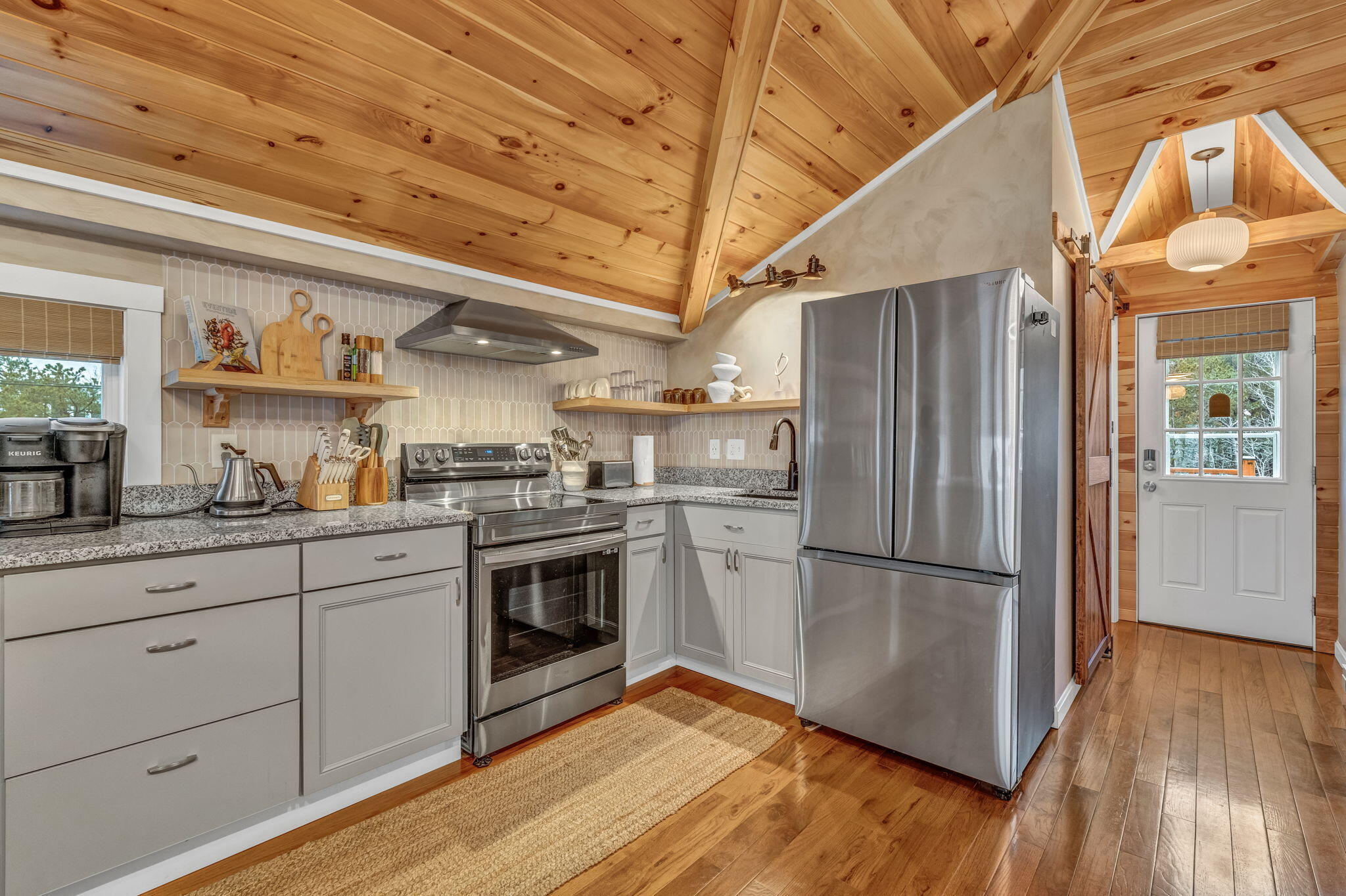 162 E Grand Avenue 301