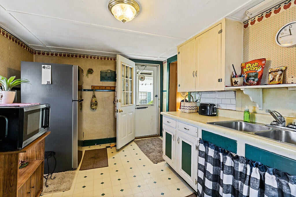 Photo of 3 Federal Street, Augusta, ME 04330 (MLS # 1666958)