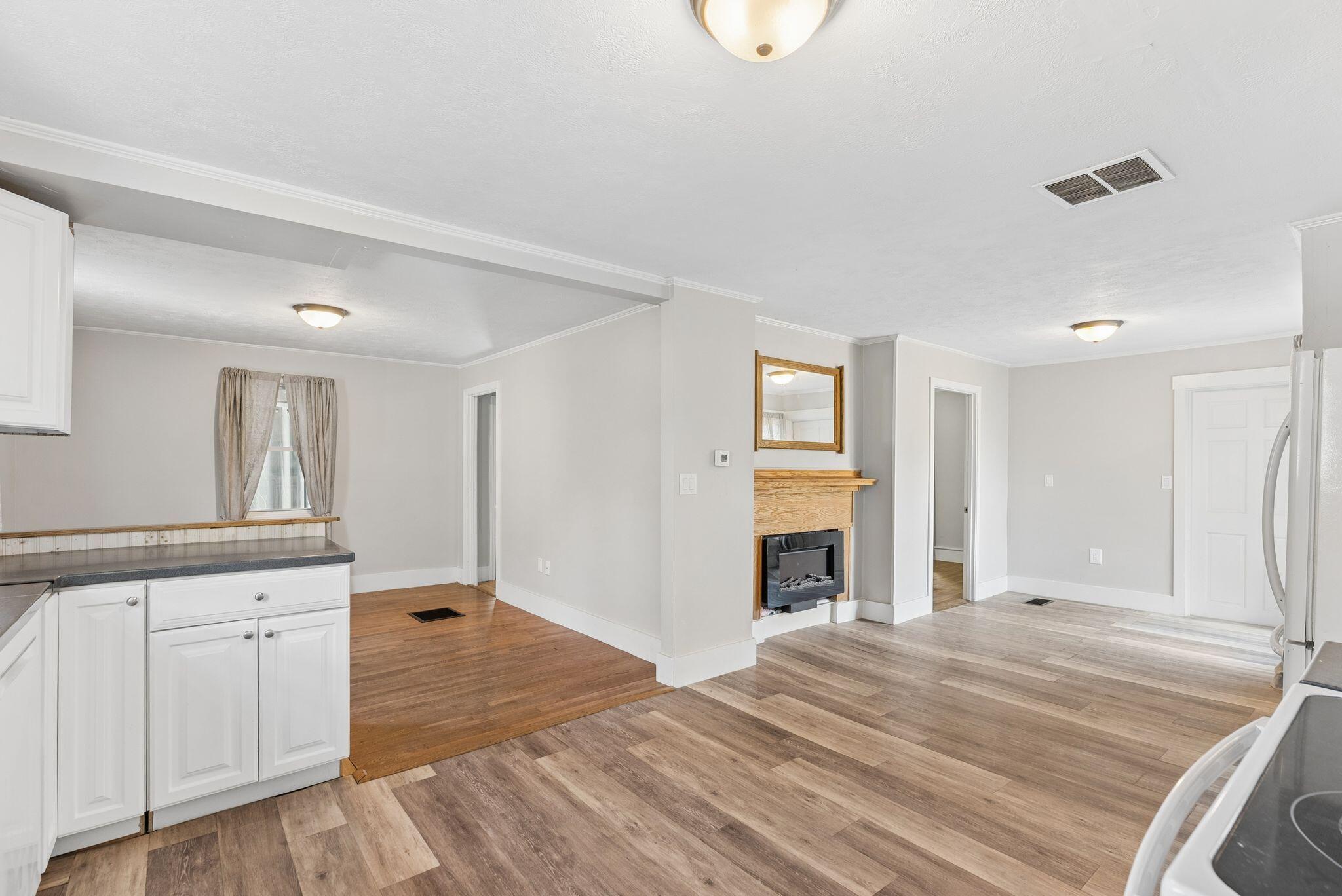 1572 Main Street