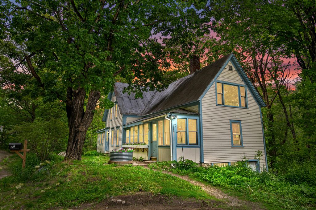 Photo of 21 Dearborn ROAD Road, Hiram, ME 04041 (MLS # 1664699)