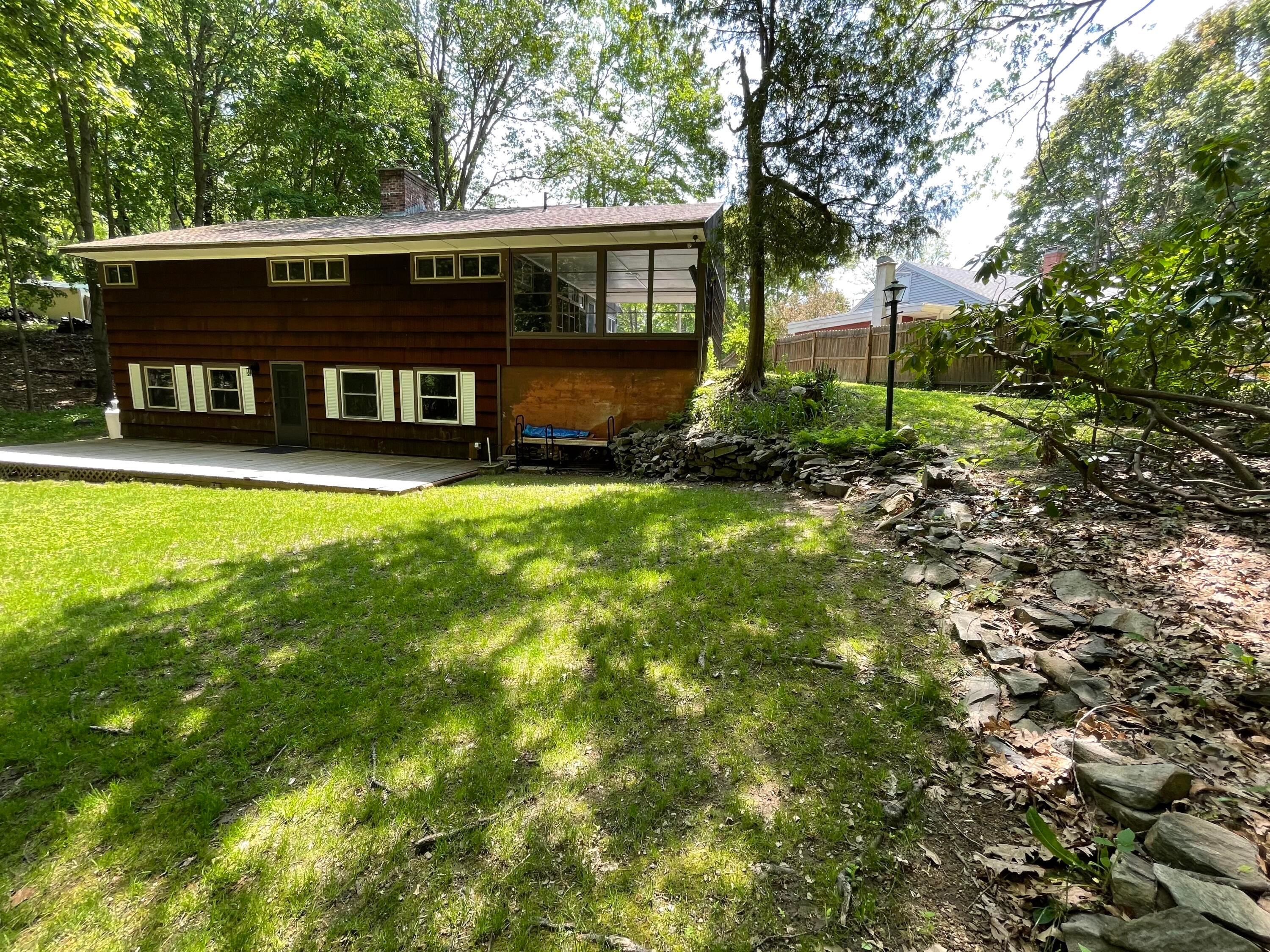 17 Oakwood Road
