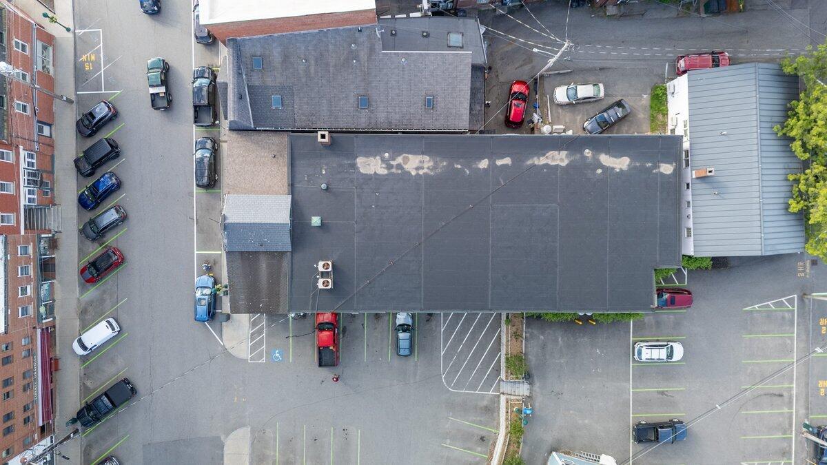 10 Mechanic Street
