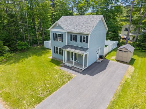 Photo of 42 Admiral Harry Rich Drive, Brunswick, ME 04011 (MLS # 1666887)