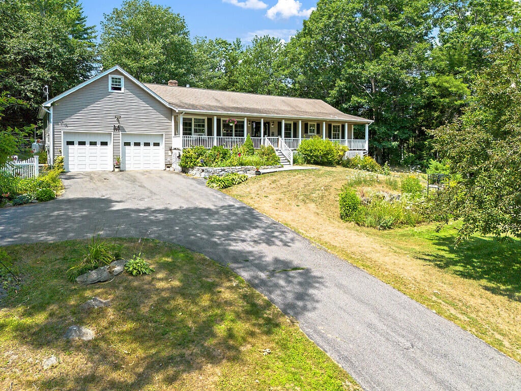 148 Academy Road
