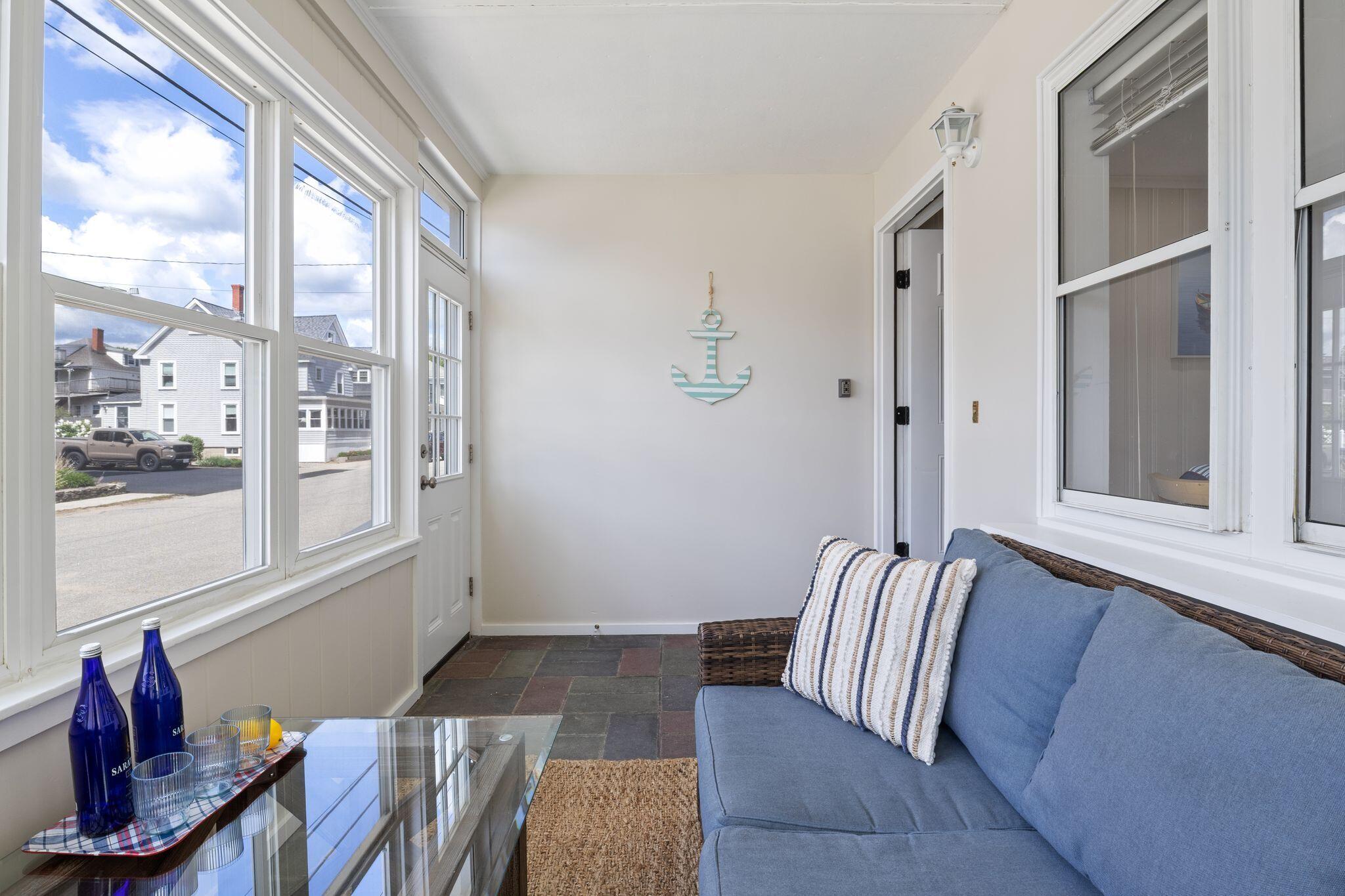 14 Union Avenue B