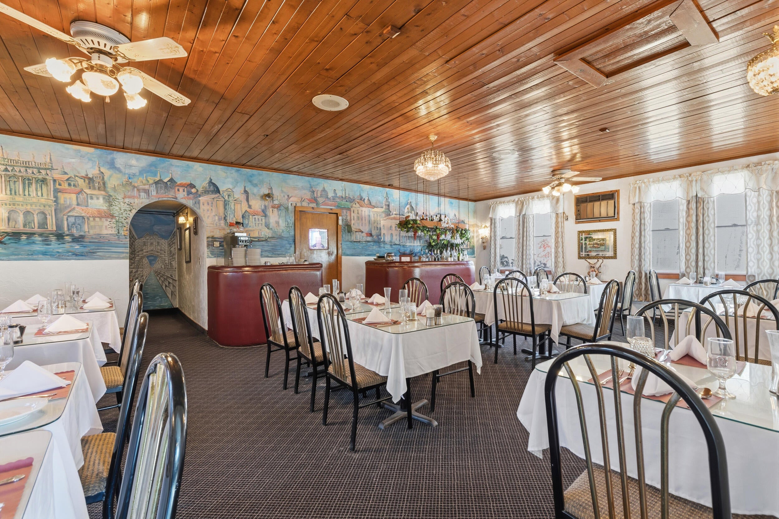 251 N HIGH Street