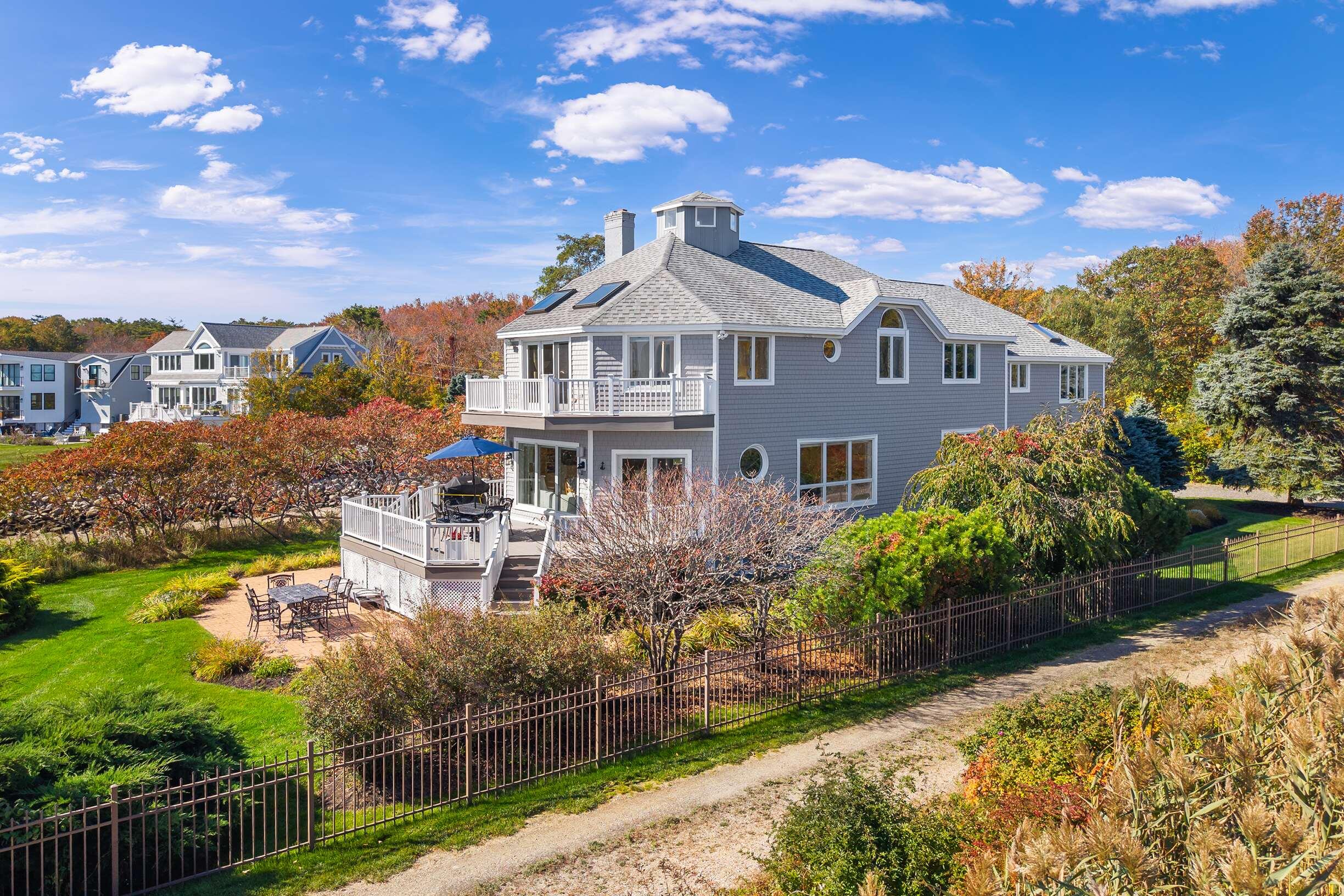 15 Meadow Road
