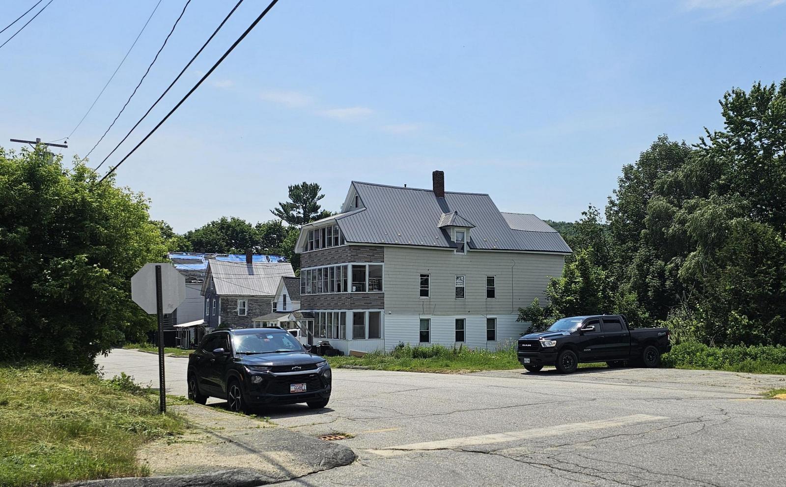 151 Oxford Avenue