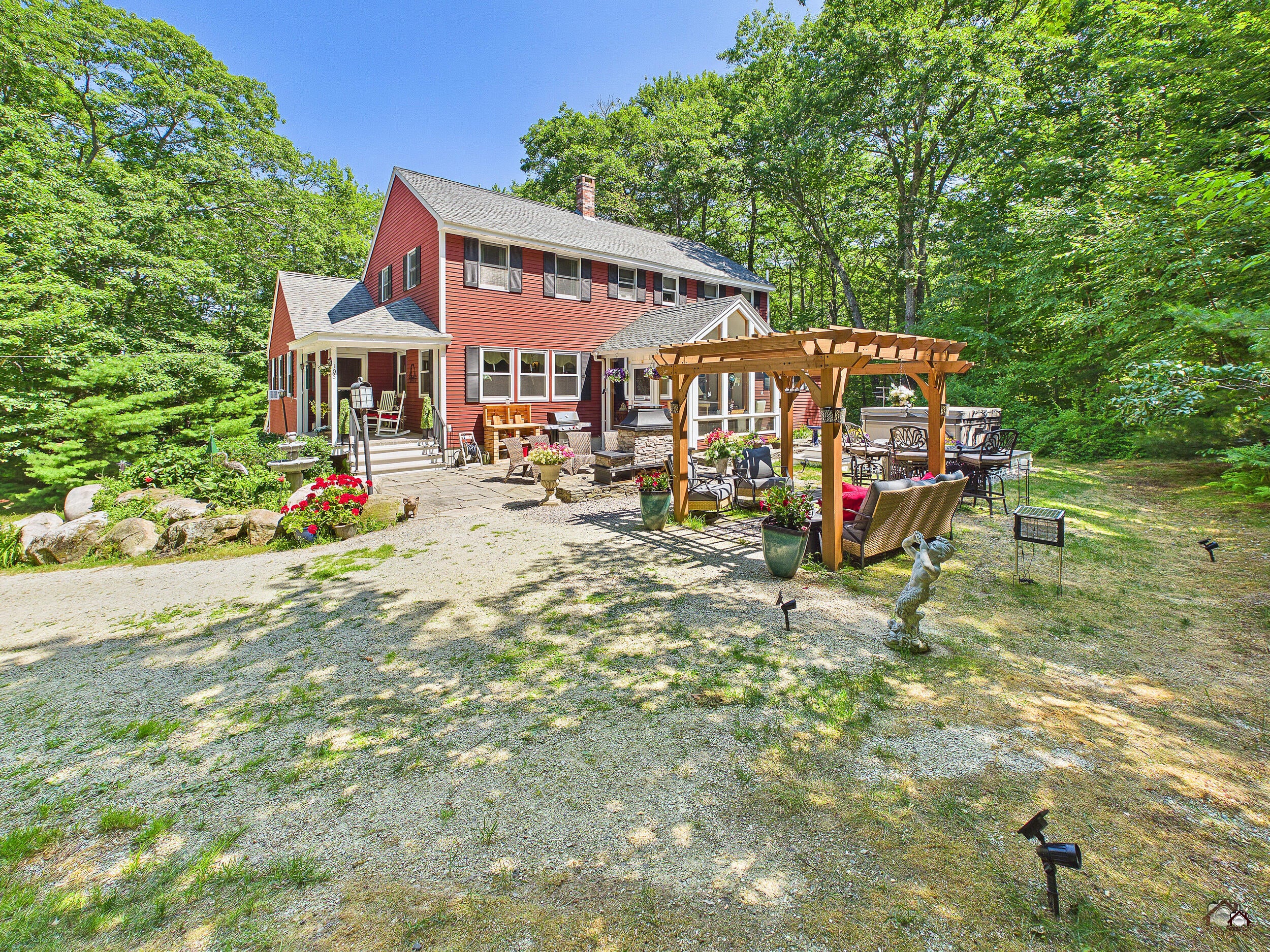 106 Beaucaire Avenue