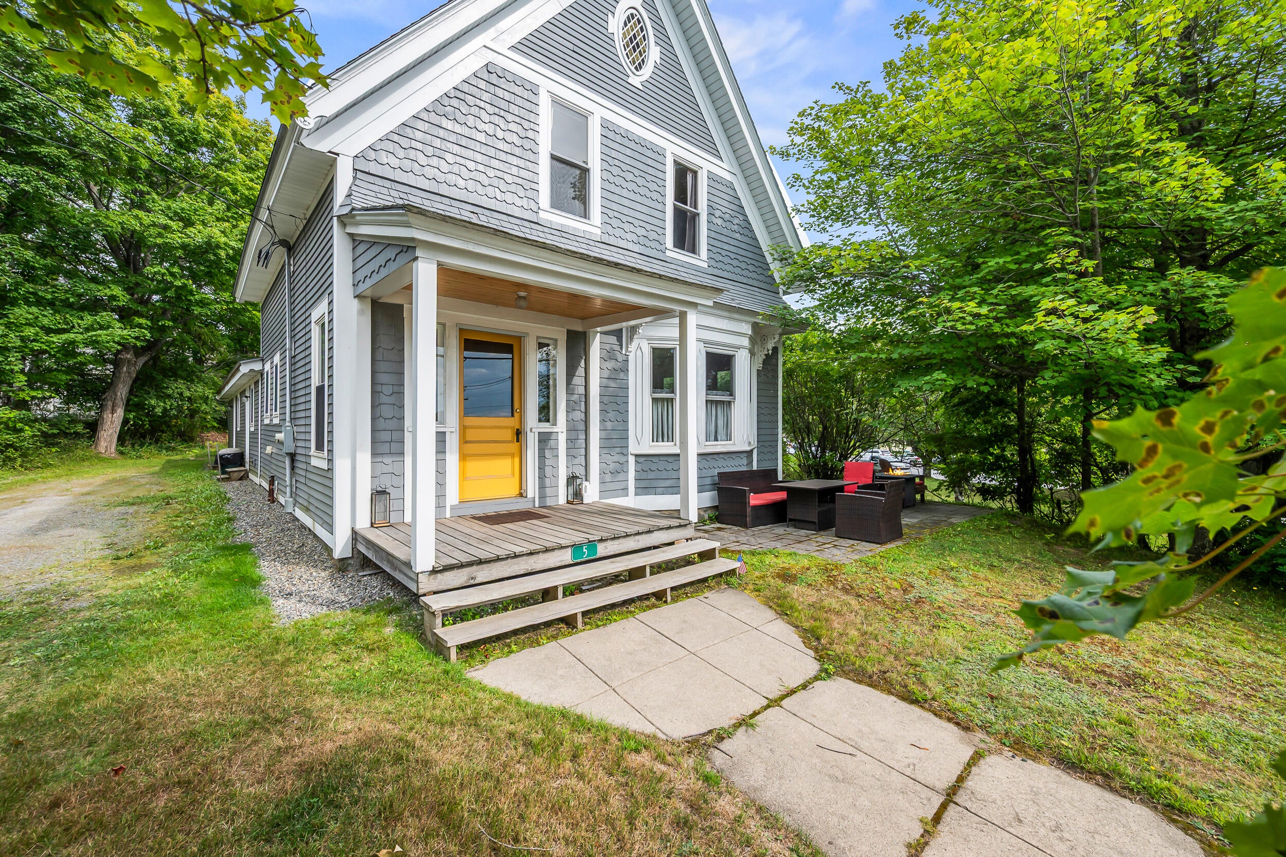 5 Pleasant Street