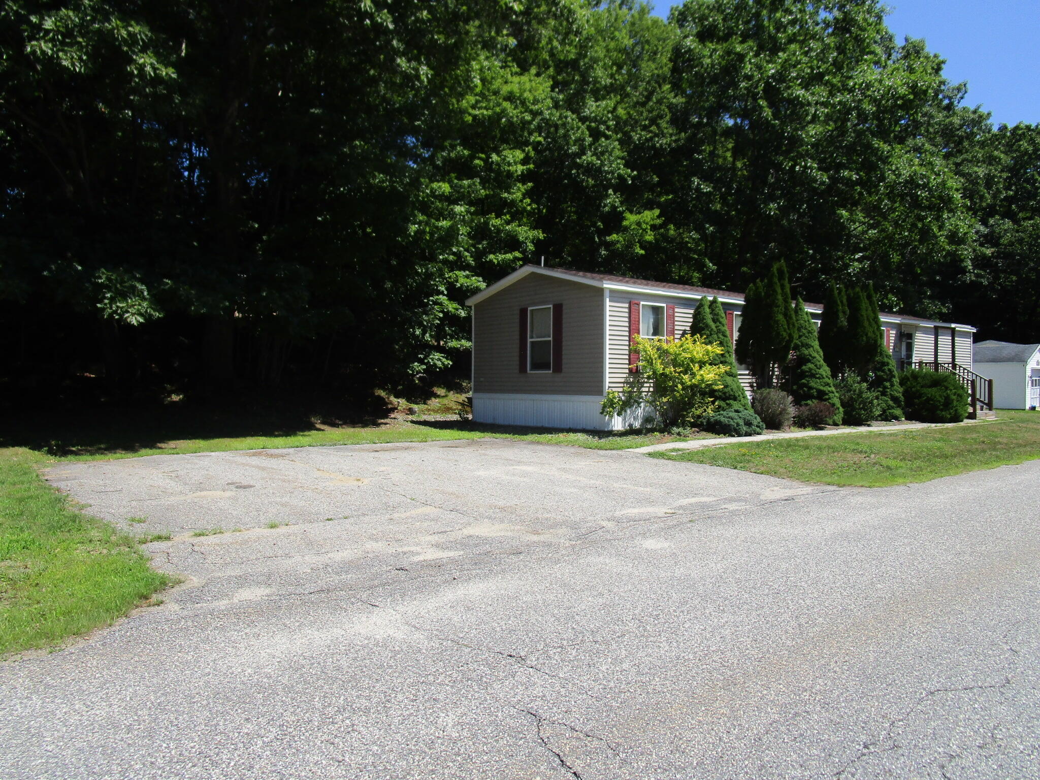 18 South Boulevard