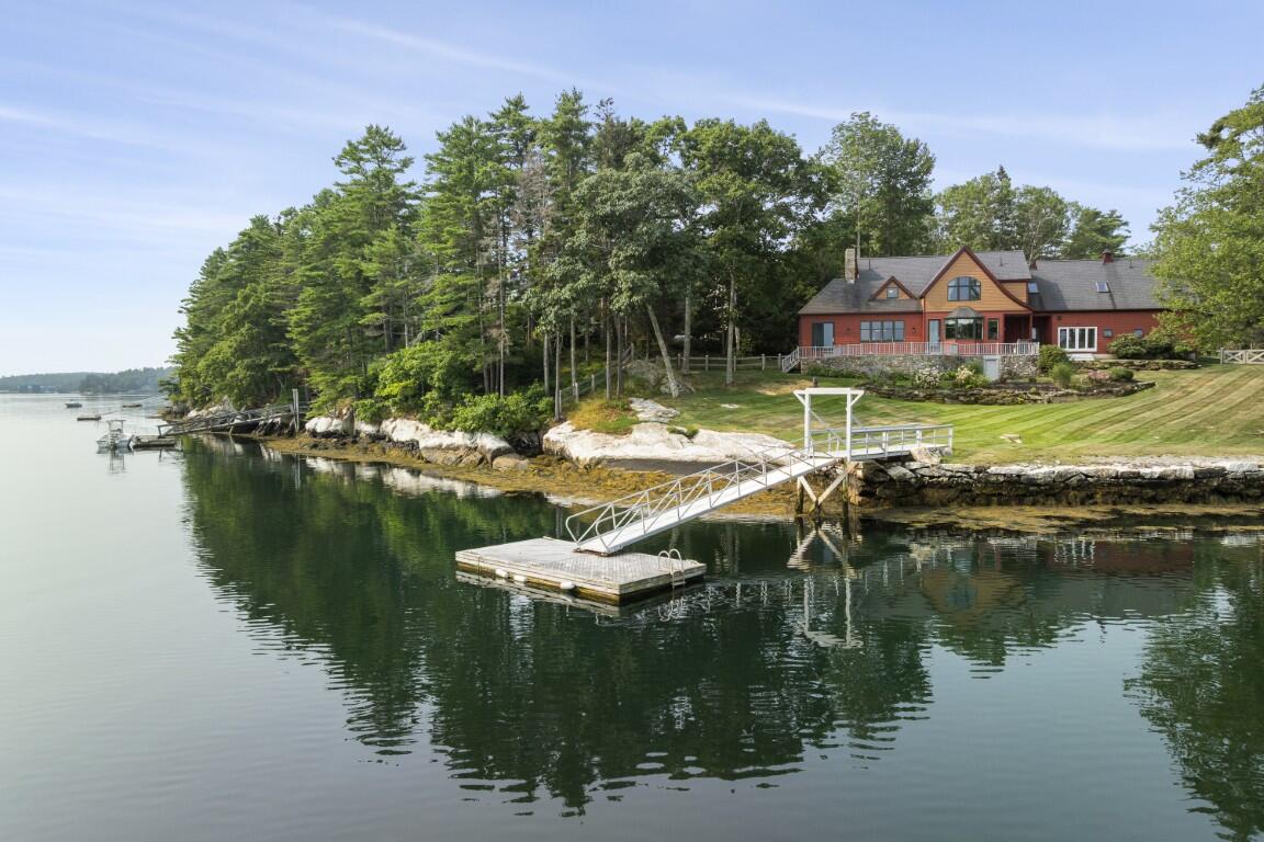 83 Western Ledge Road