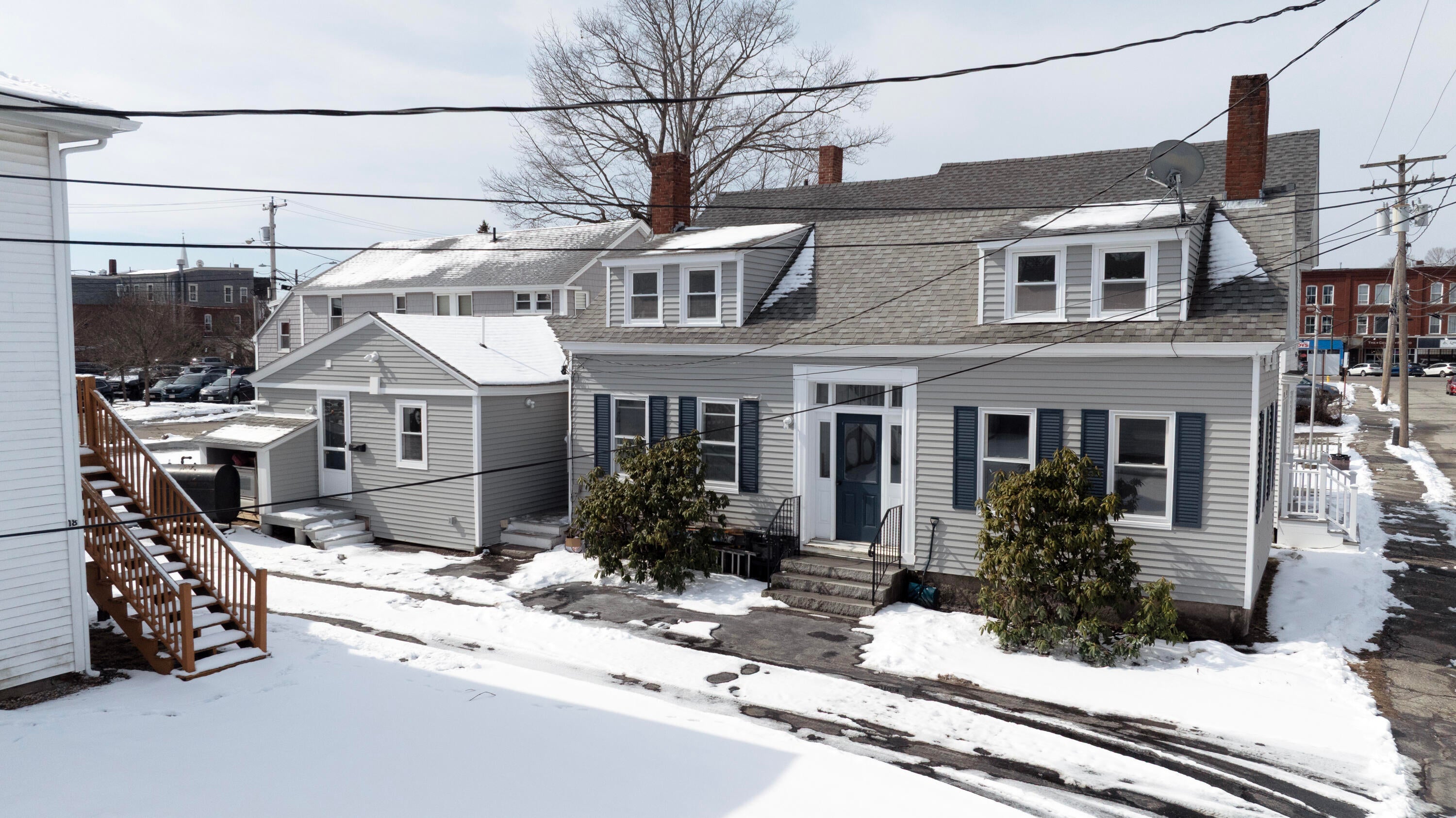16 Dunlap Street