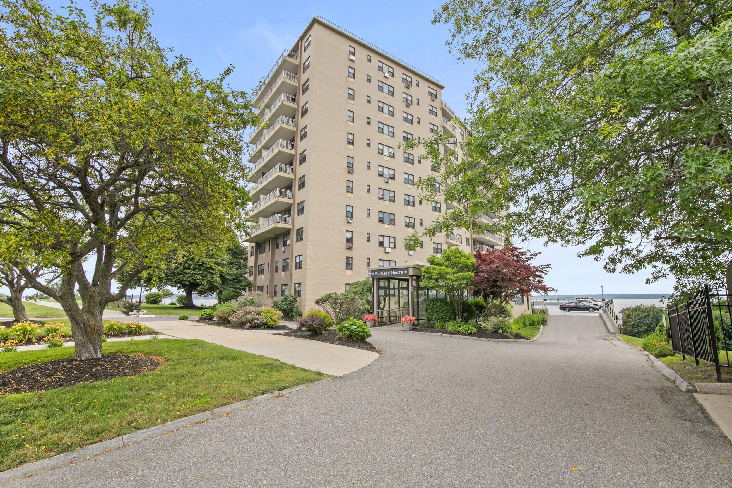 45 Eastern Promenade 4J