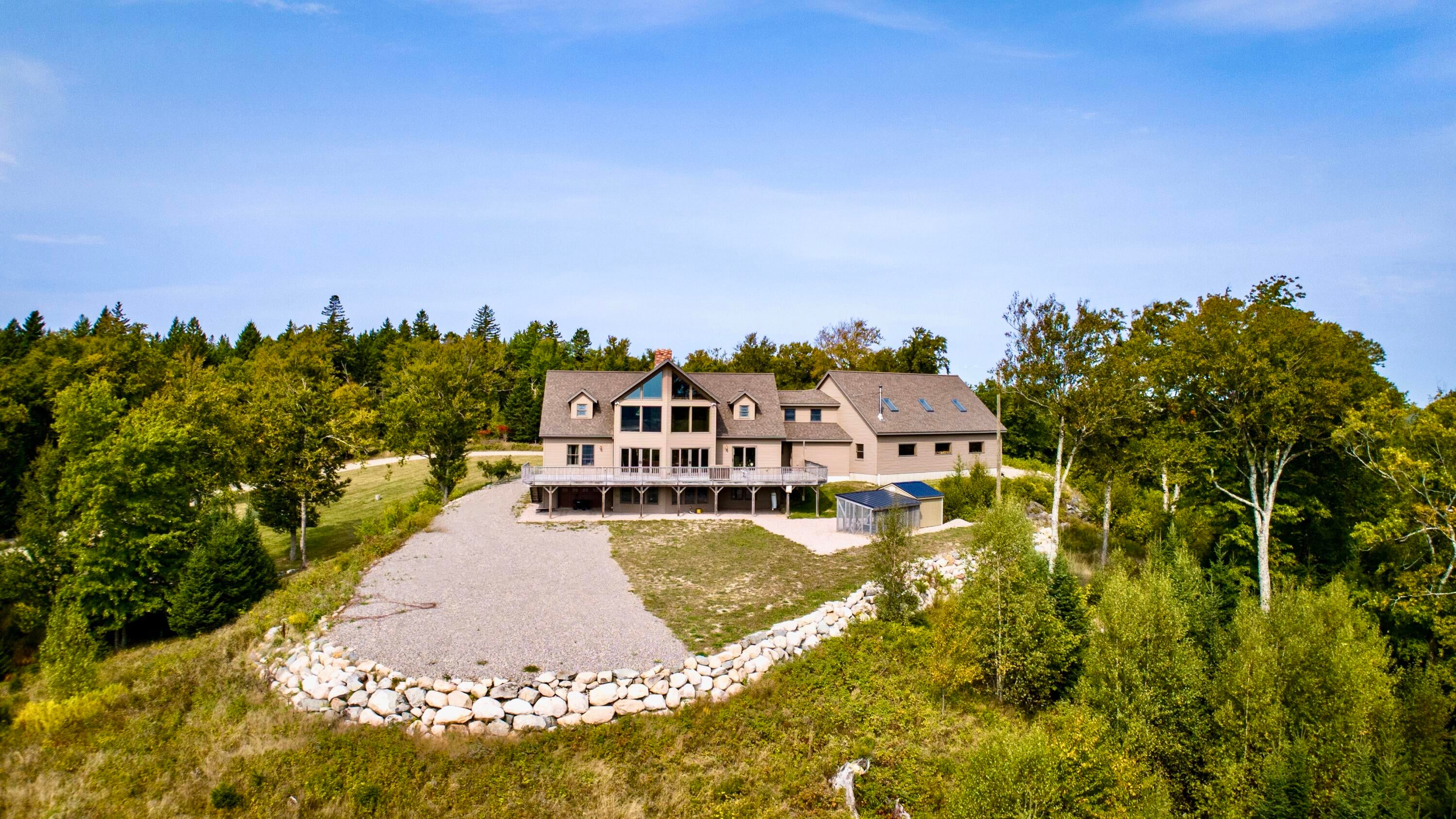 382 Ridge Road