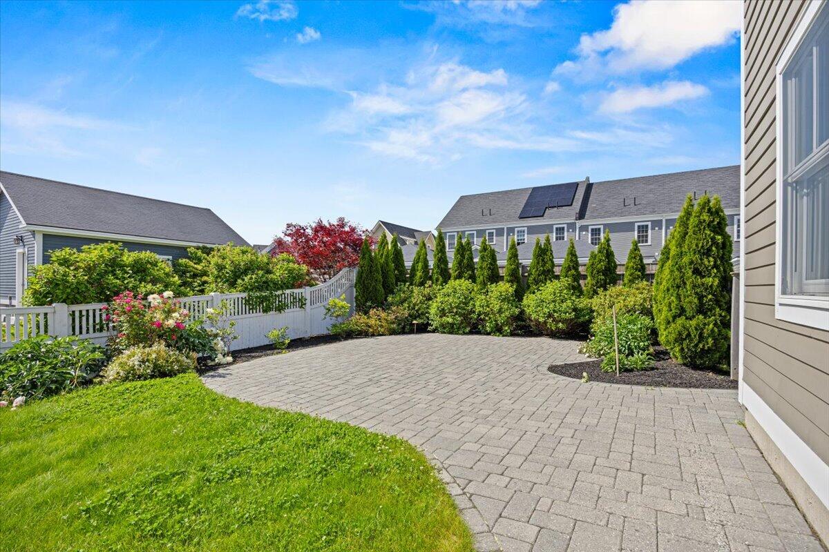3 Vista Drive
