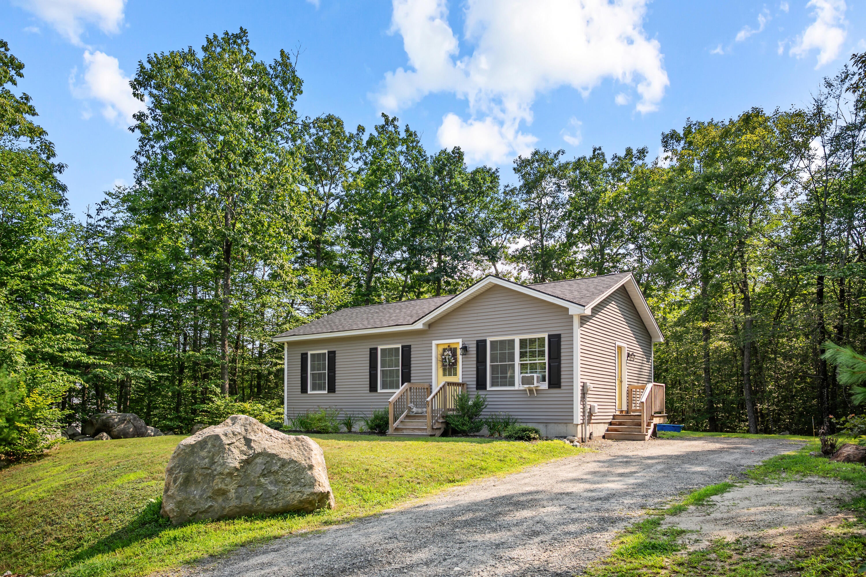9 Escott Way