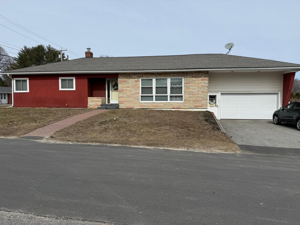 Photo of 2 Nancy Street, Lewiston, ME 04240 (MLS # 1660334)