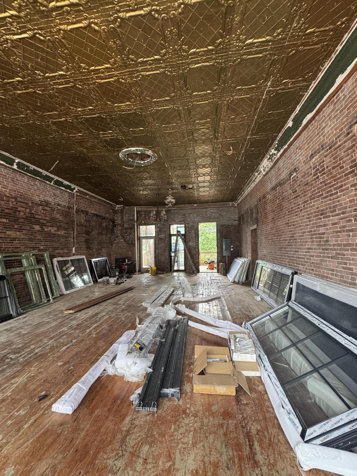152-154 Water Street