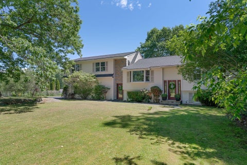 Photo of 836 Old Post Road, Arundel, ME 04046 (MLS # 1668017)
