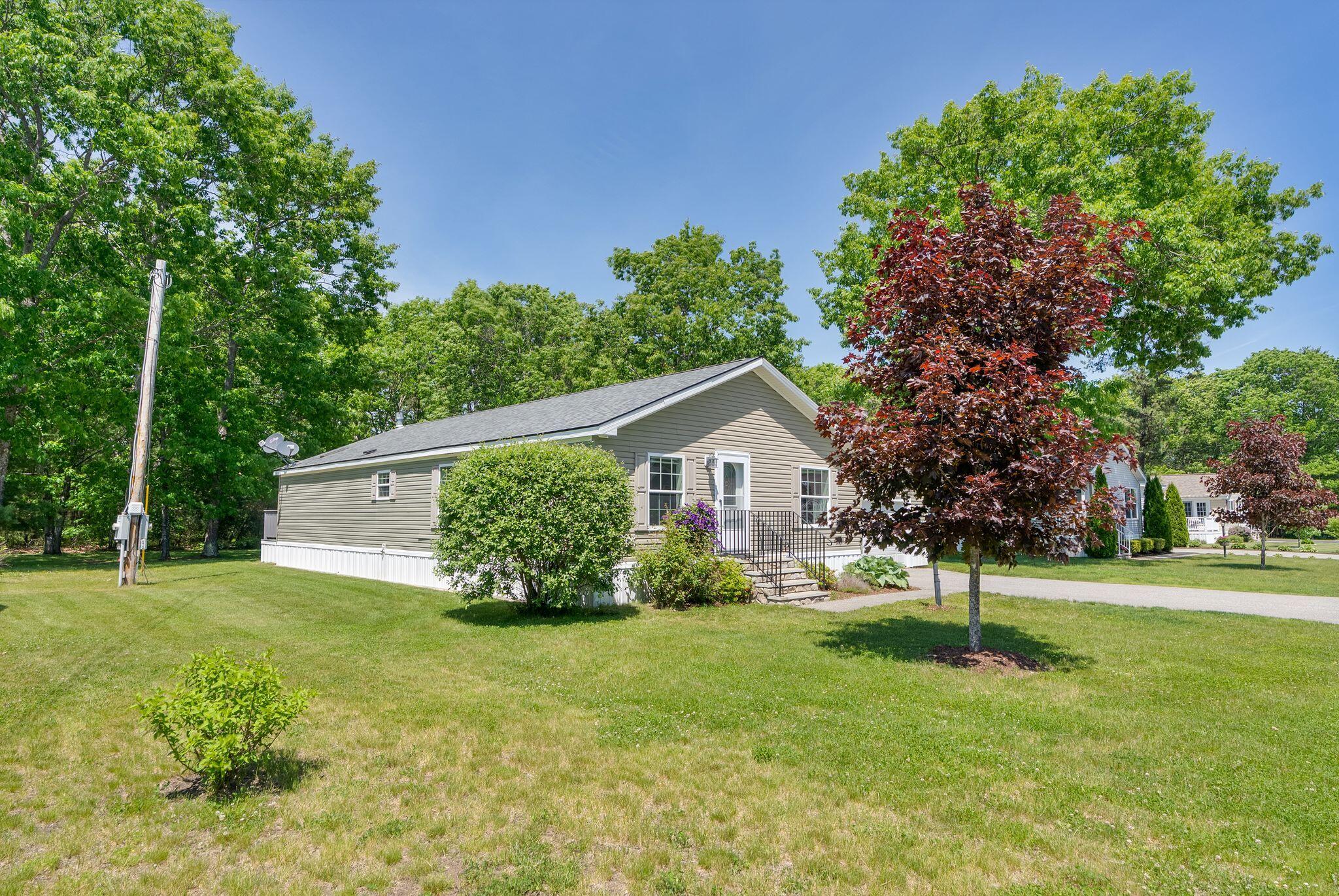 12 Fieldstone Drive