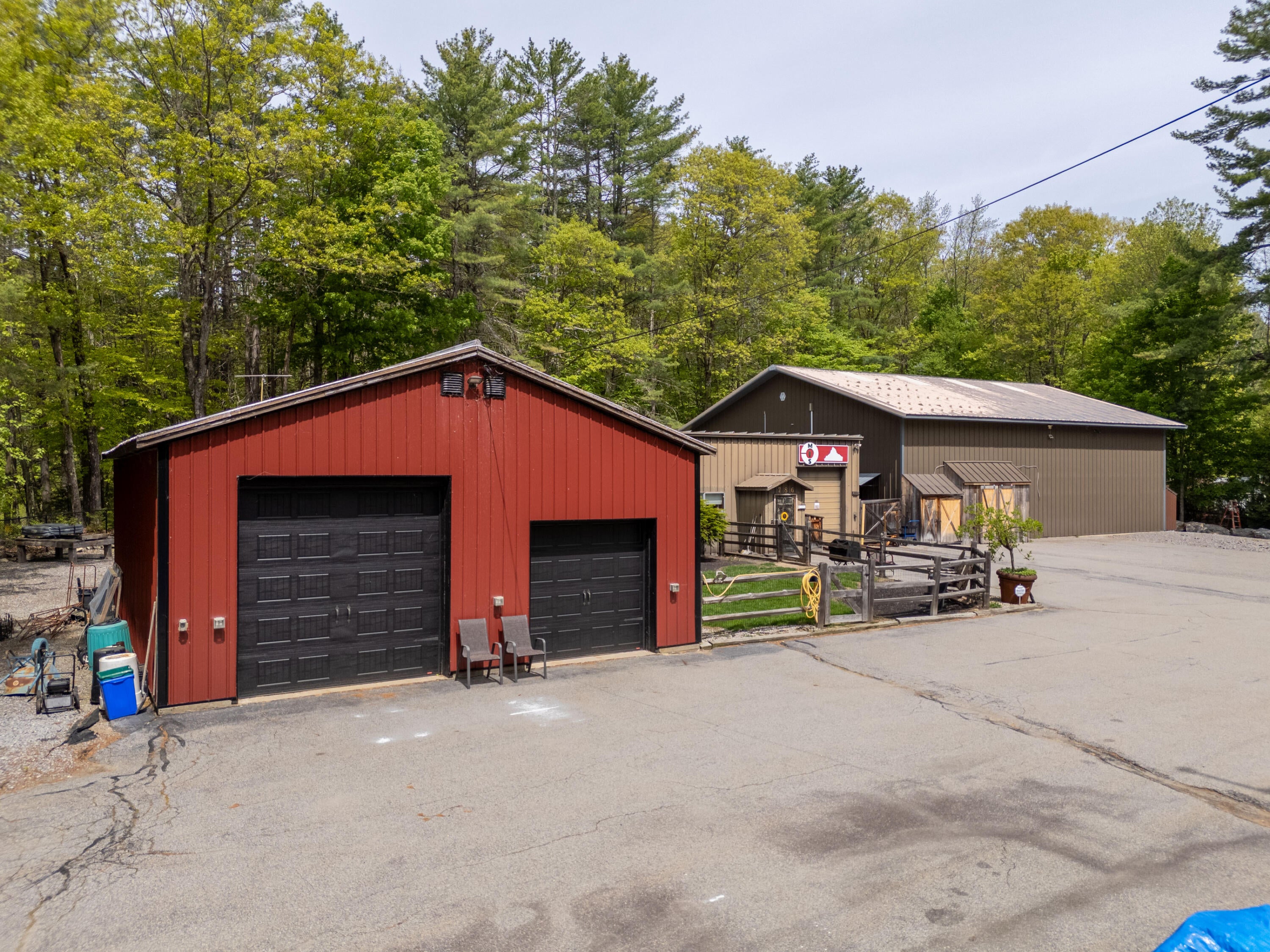 786 Howes Corner Road