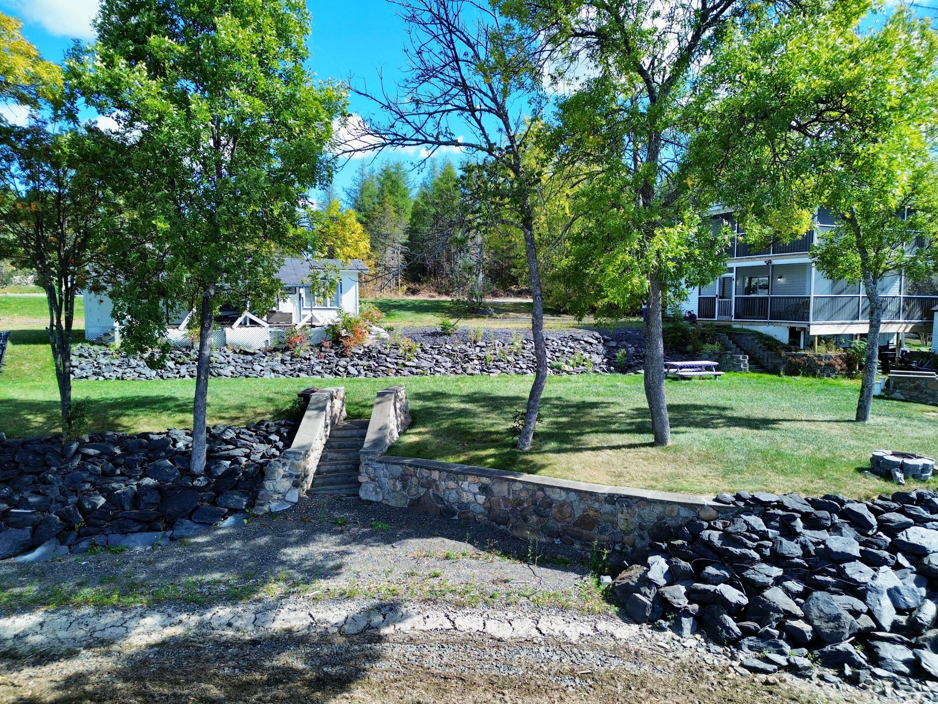 321 Lake Shore Road