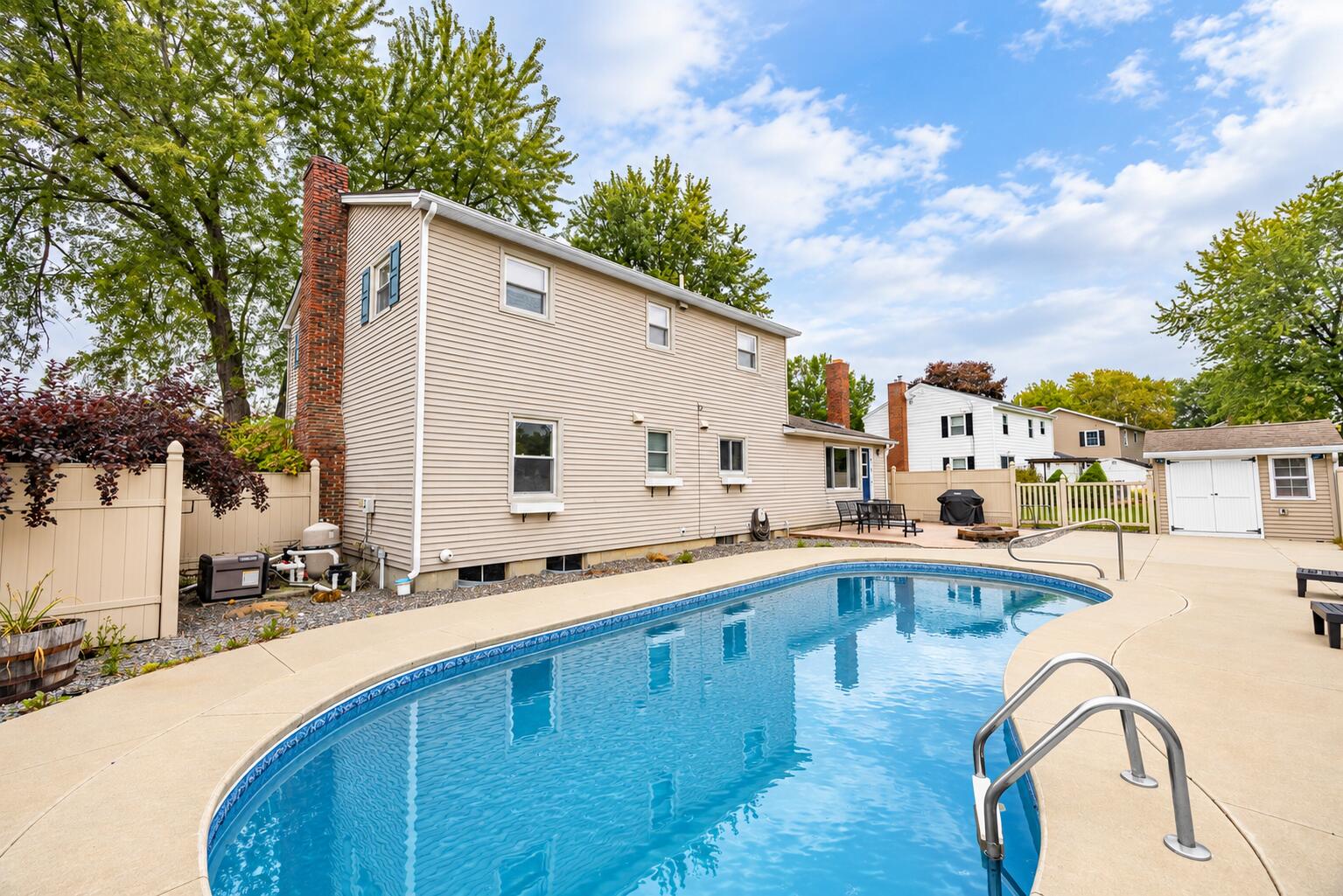 3 Clover Lane