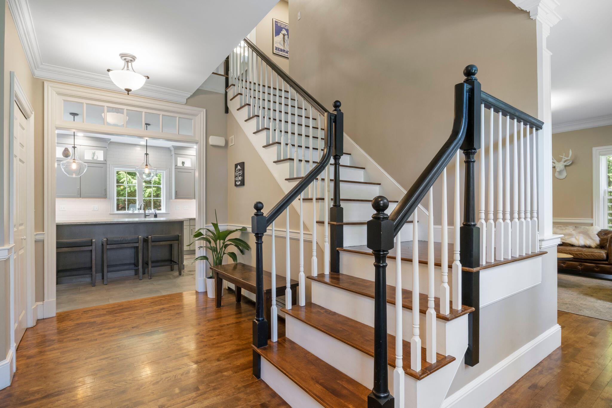 6 Thurston Lane