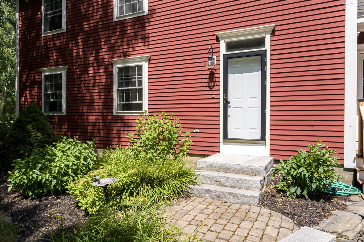 4 Oak Street