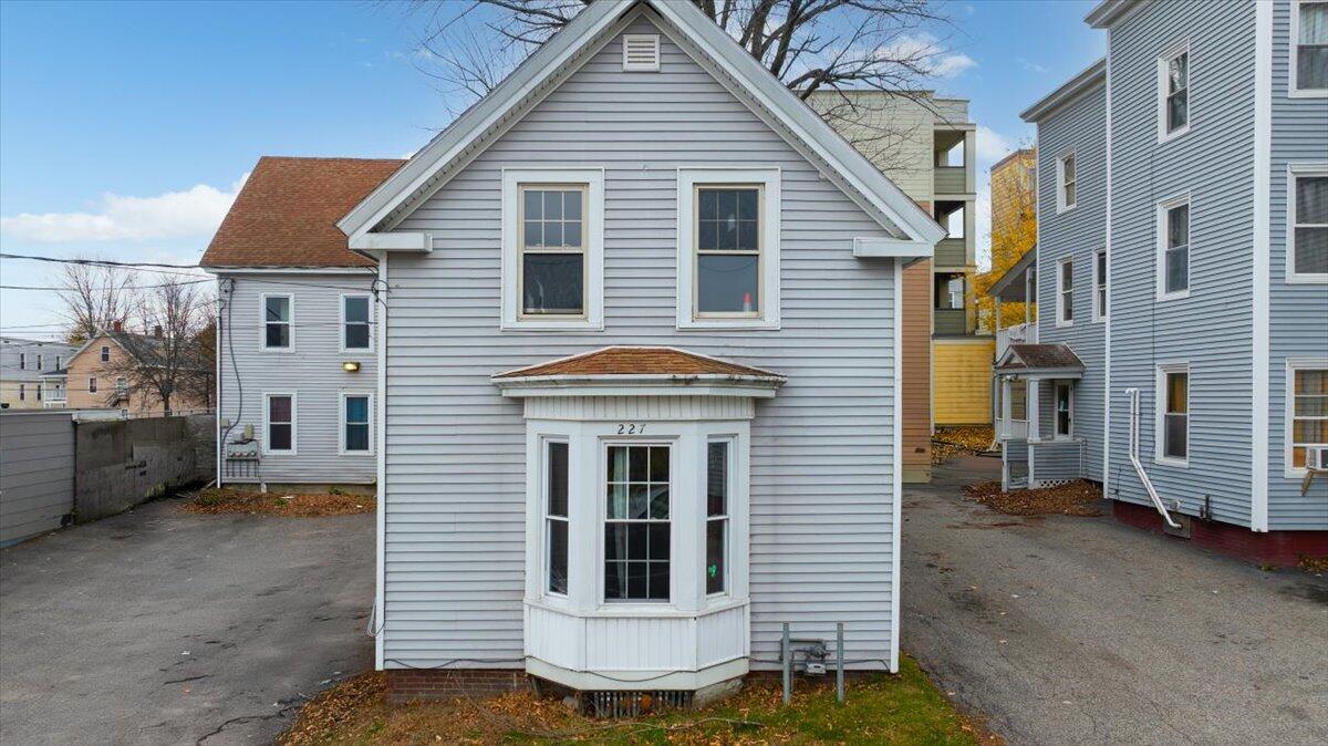 227 Blake Street