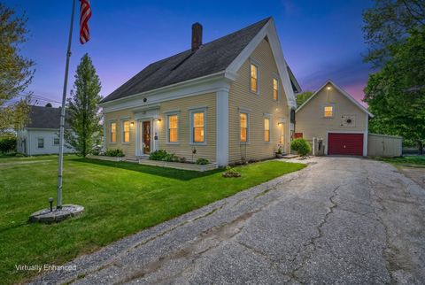 Photo of 14 Brooklyn Heights Road, Thomaston, ME 04861 (MLS # 1664675)