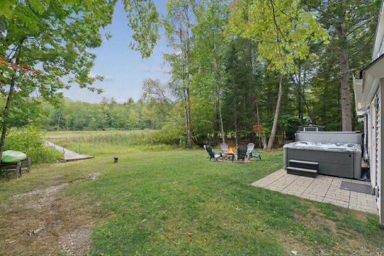 82 Lakeshore Drive