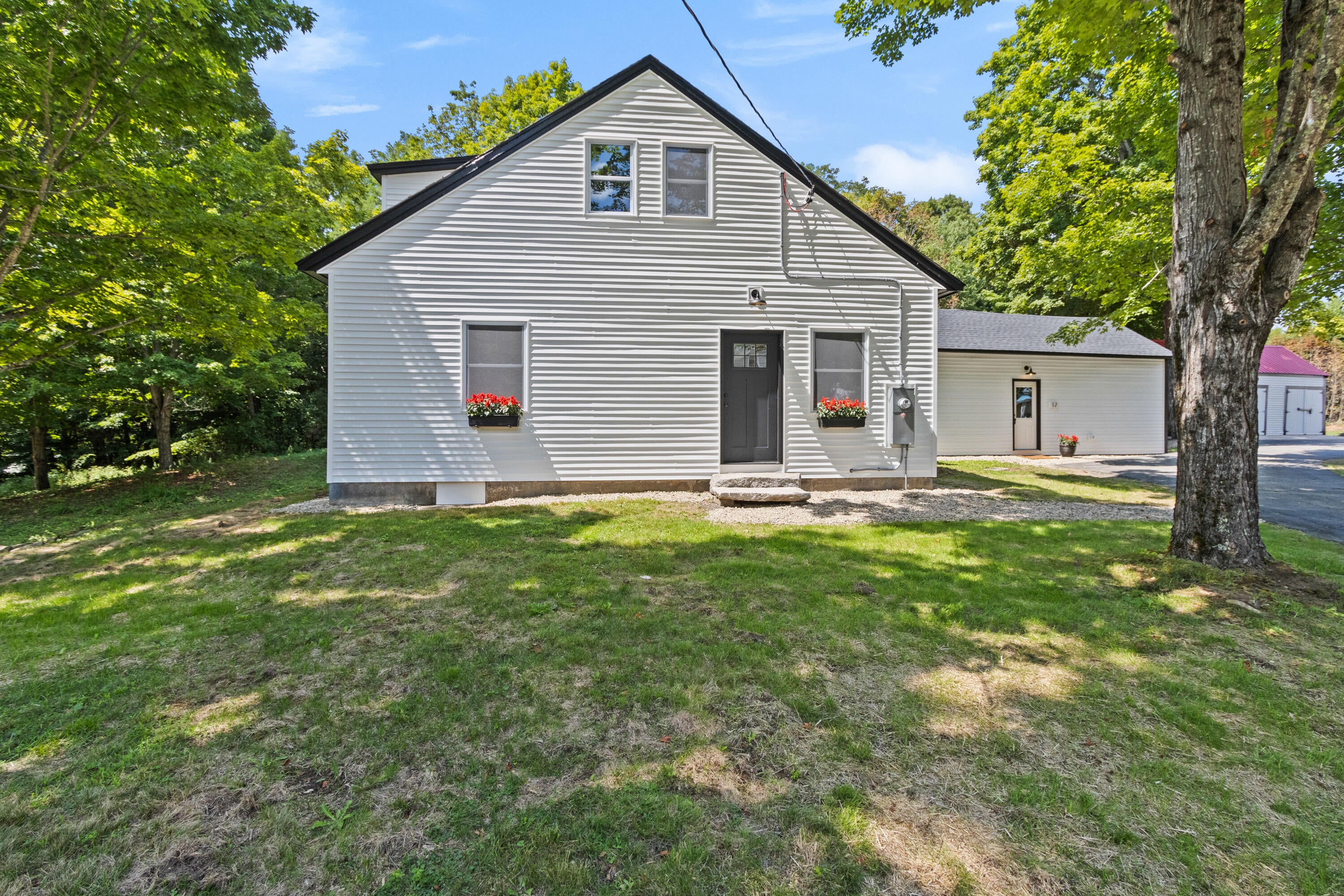 17 Colley Hill Road