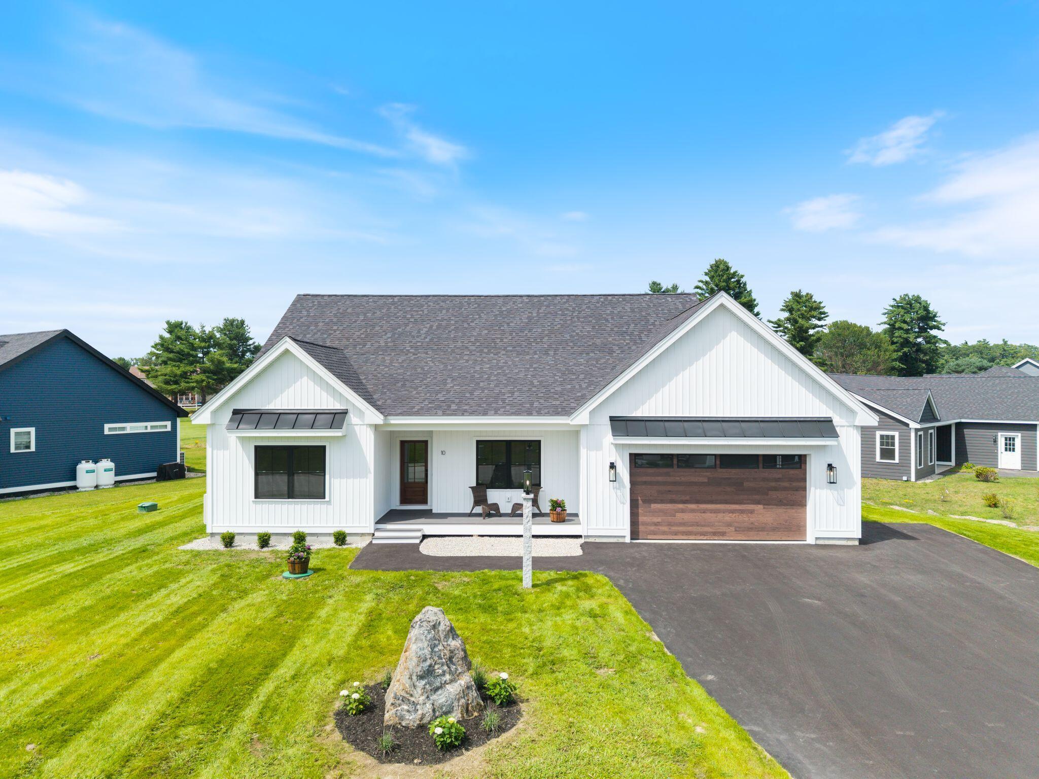 10 Magnolia Drive
