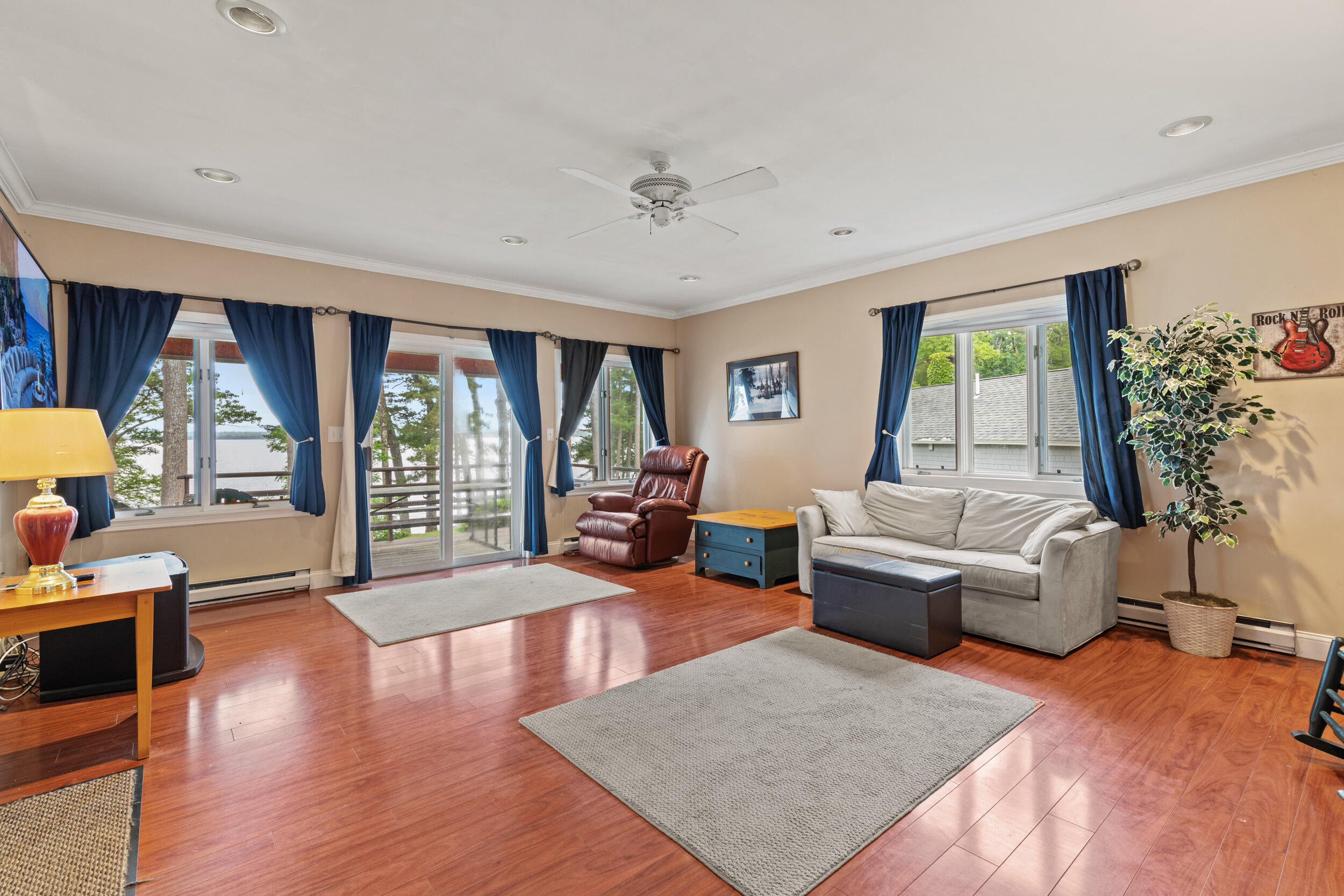 1112 Roosevelt Trail 15