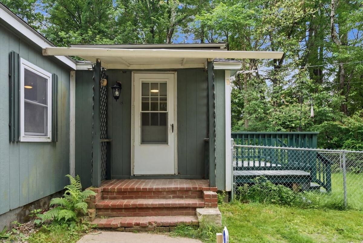 182 Manley Road
