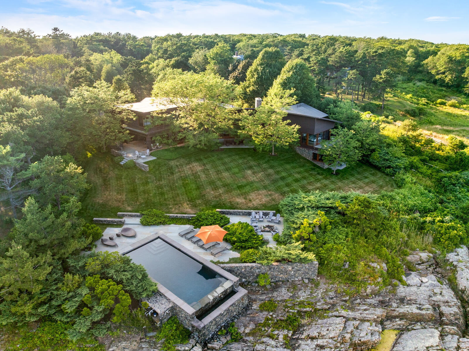 5 Fairbourne Lane