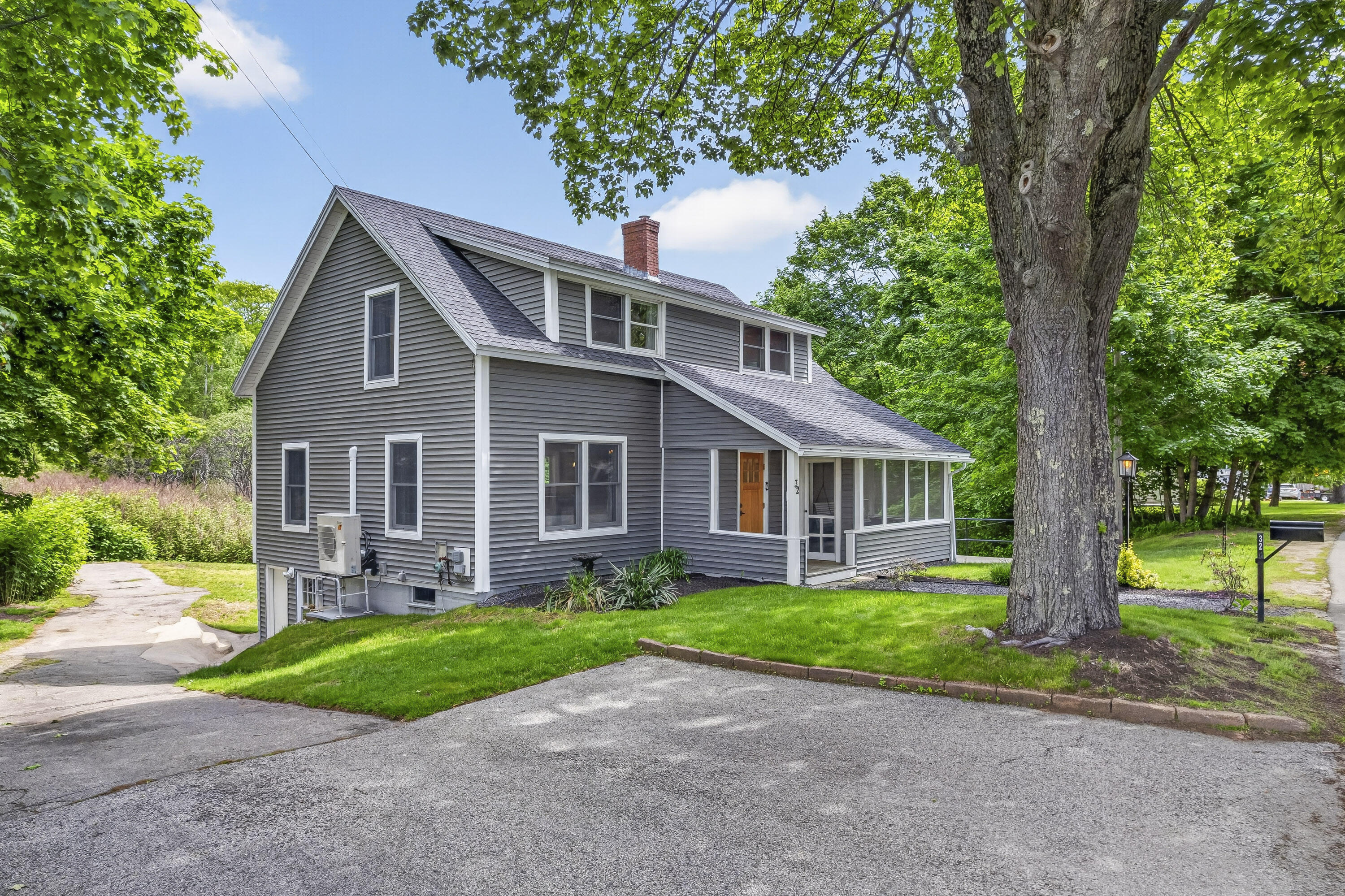 32 Harbor Road