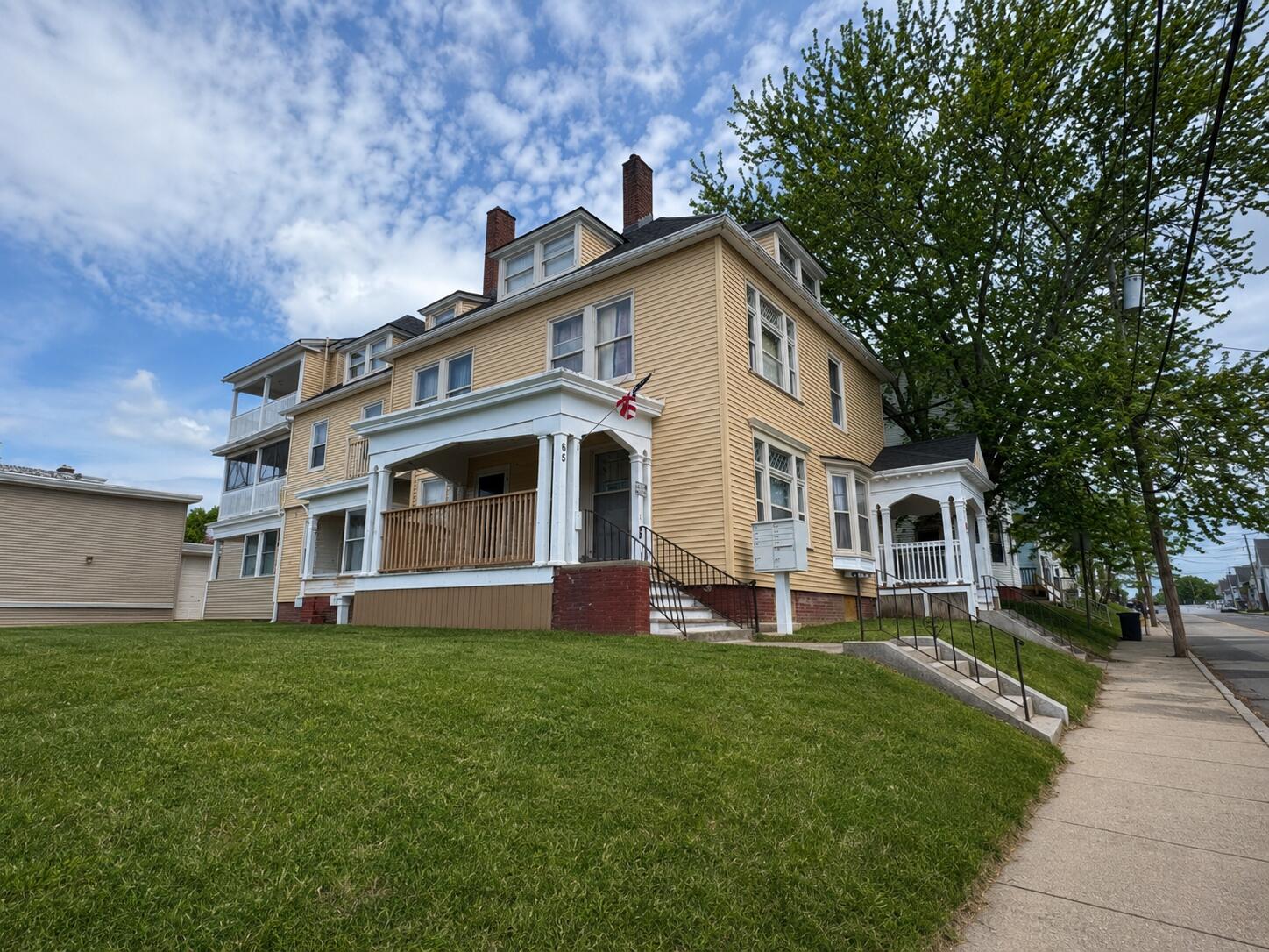 65 Howe Street