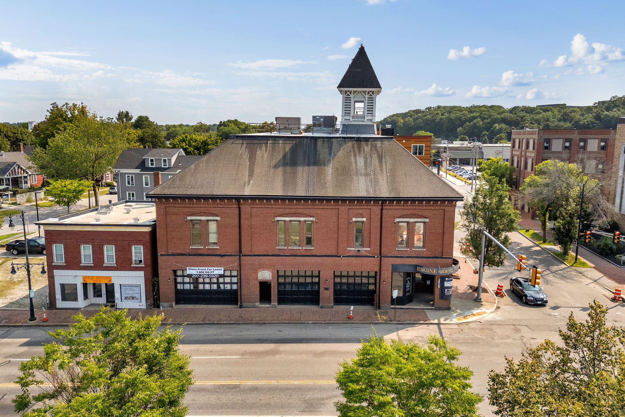 158 Court Street