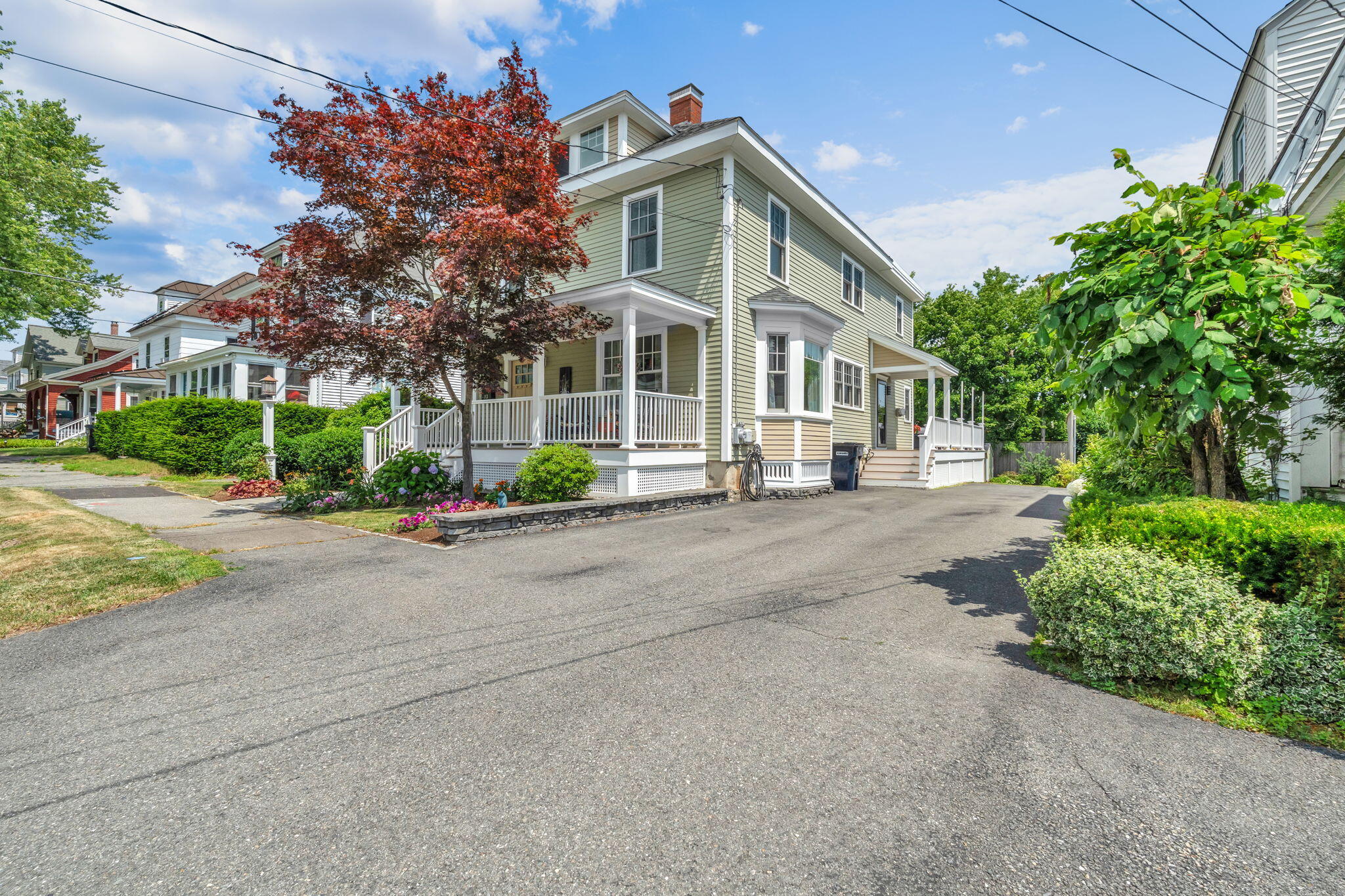 143 Maple Street