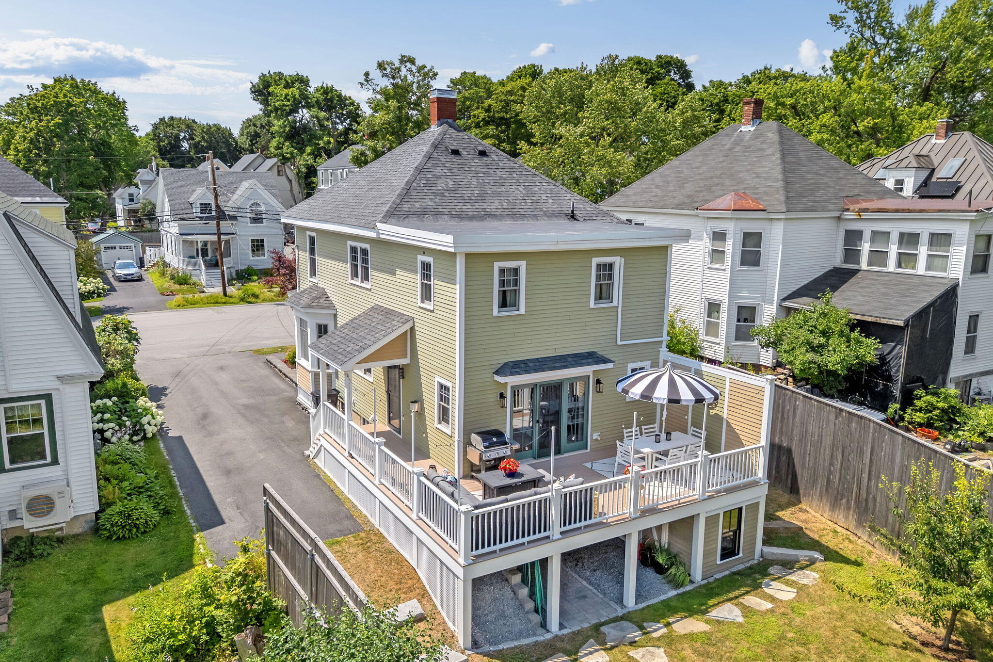 143 Maple Street