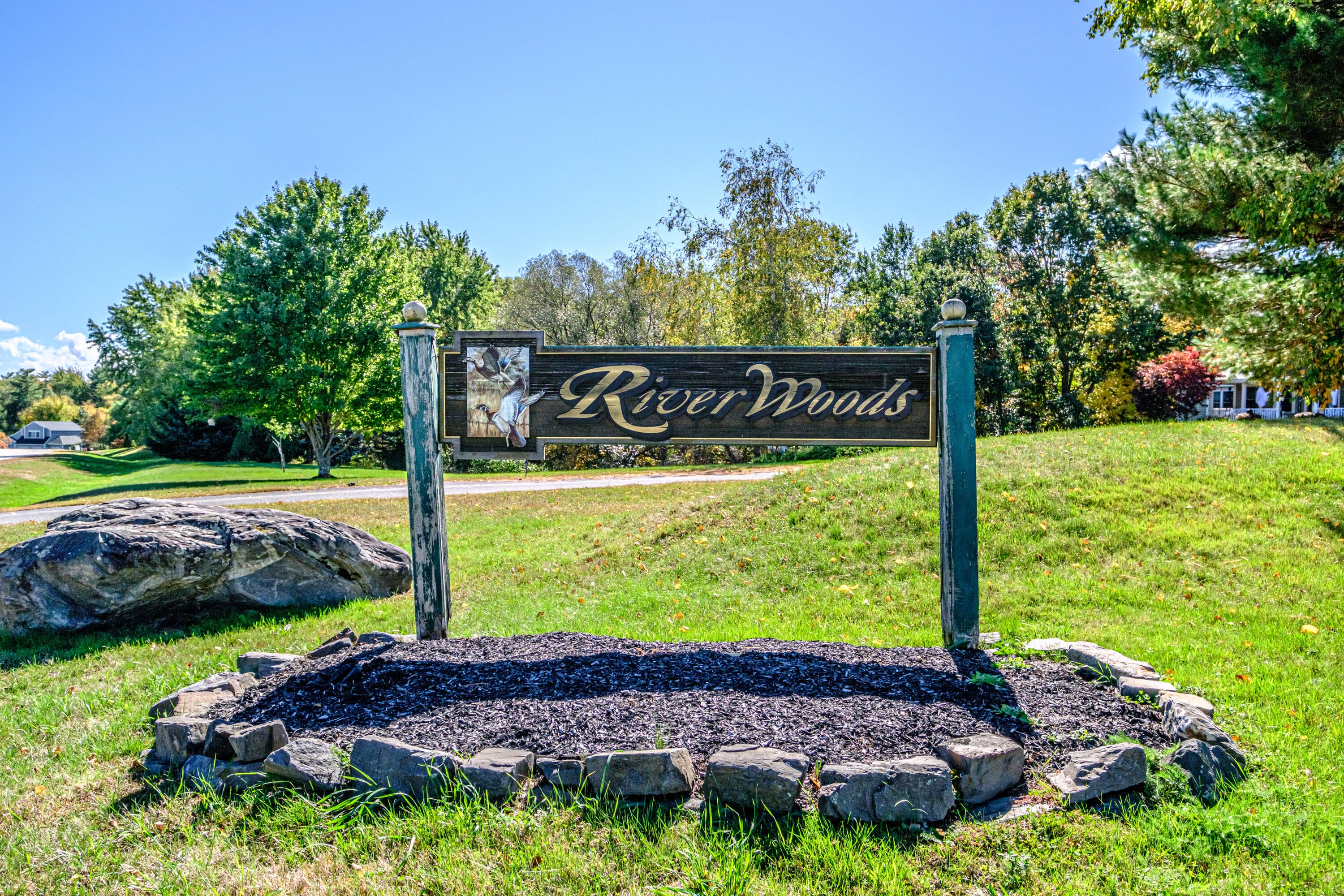 7 River Woods Drive