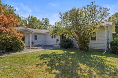 401 River Road Buxton ME 04093